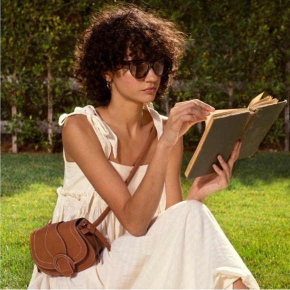 Rachel Zoe Edessi Crossbody belt bag - Picture 1 of 15